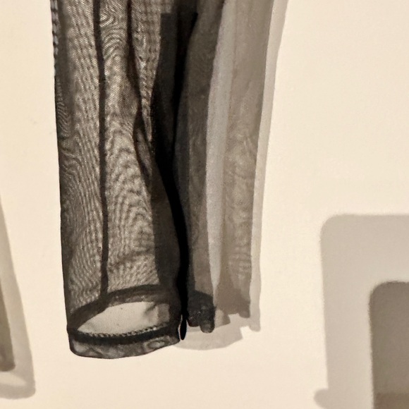 Maniere De Voir Technical print  Grey and Black Leggings - Picture 6 of 11